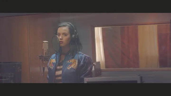 Roar: Satin Cape (单曲预告)