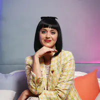 “Prismatic巡回演唱会”记者会 - Brett Costello (2014)