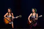 Katy Perry & Kacey Musgraves - CMT Crossroads