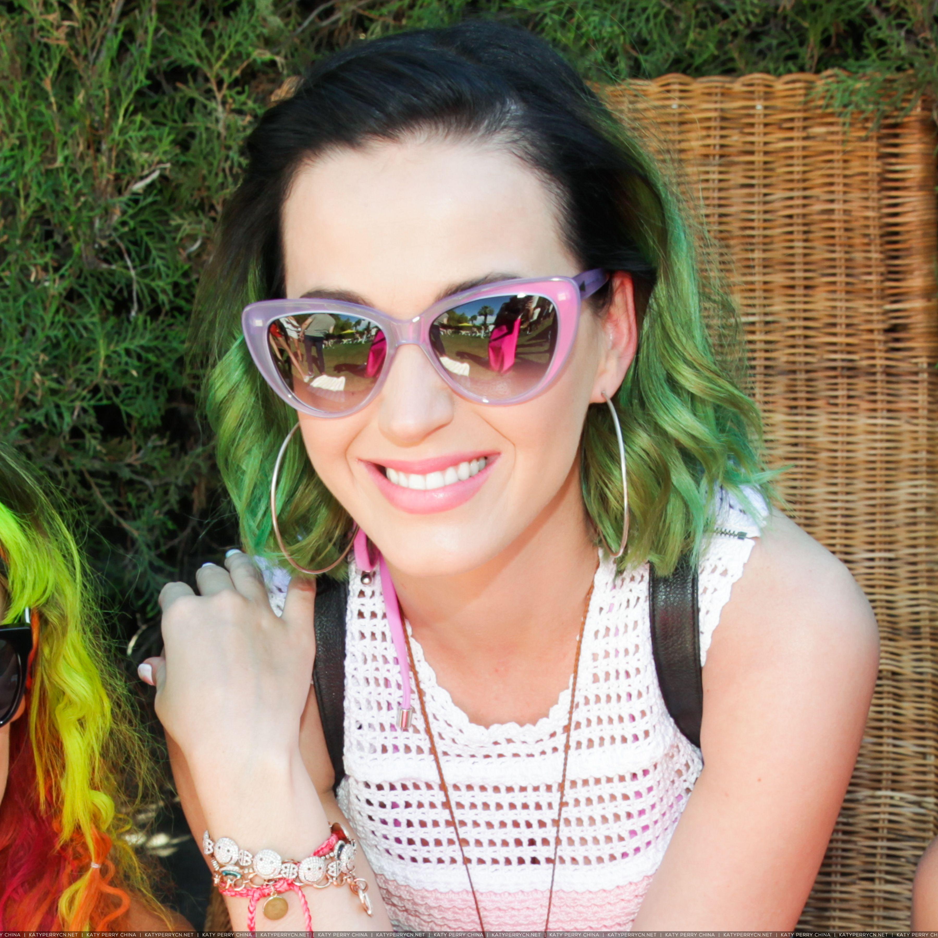 英格尔赛德酒店 泳池旁