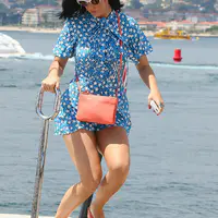 凯蒂佩芮和奥兰多布鲁姆在法国戛纳游艇度过美好时光