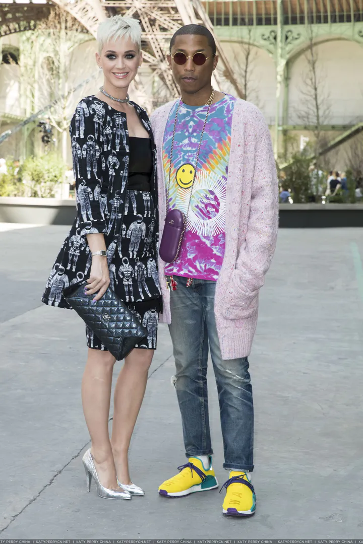 Chanel Haute Couture Fall/Winter 2017-2018 Show - Paris Fashion Week