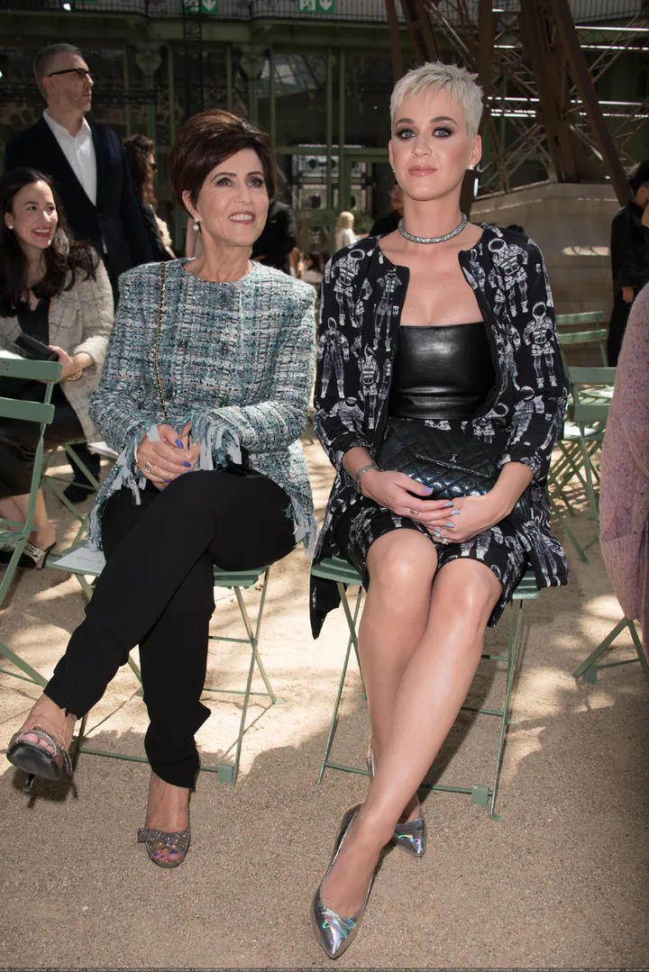 Chanel Haute Couture Fall/Winter 2017-2018 Show - Paris Fashion Week