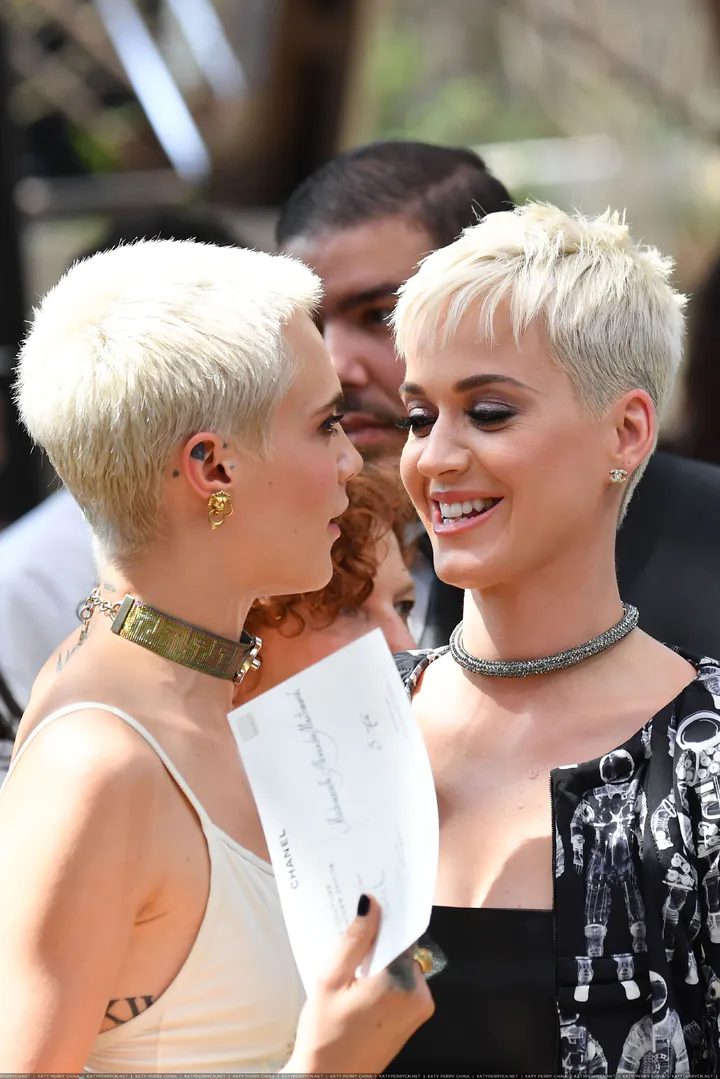 Chanel Haute Couture Fall/Winter 2017-2018 Show - Paris Fashion Week