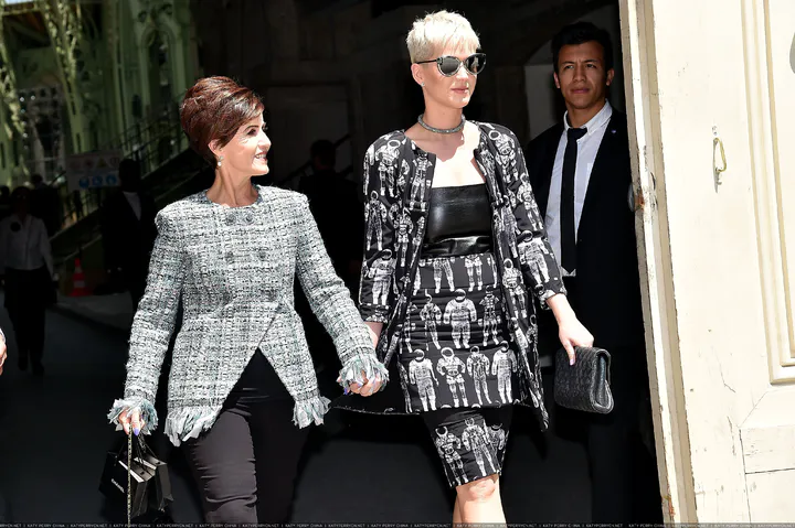 Chanel Haute Couture Fall/Winter 2017-2018 Show - Paris Fashion Week