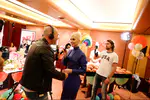 凯蒂佩芮访问法国NRJ电台
