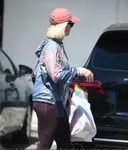 Katy Perry在洛杉矶购买小丑服装