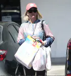 Katy Perry在洛杉矶购买小丑服装