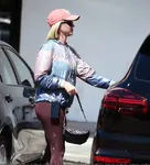 Katy Perry在洛杉矶购买小丑服装