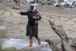 Pregnant Katy Perry spotted heading to the beach with her dog