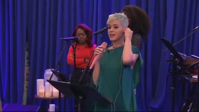 Katy Perry与粉丝们一起彩排 “Witness” (Witness World Wide)