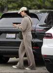 凯蒂·佩芮在蒙特西托带女儿逛街