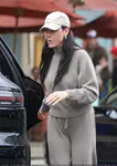 凯蒂·佩芮在蒙特西托带女儿逛街
