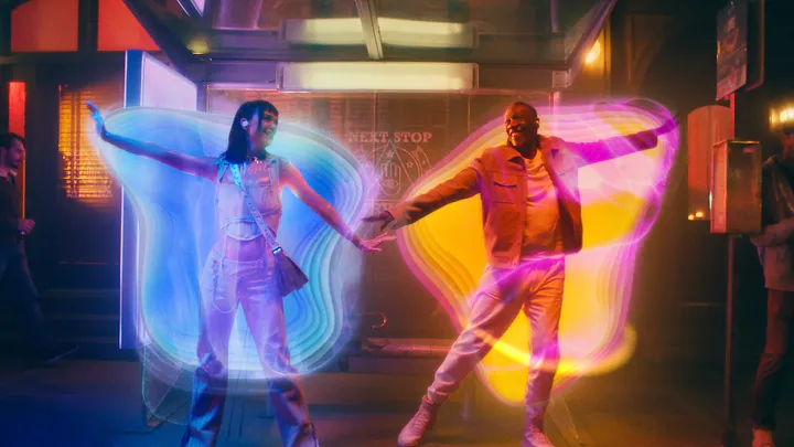 Katy Perry 代言 Denon PerL 耳机 