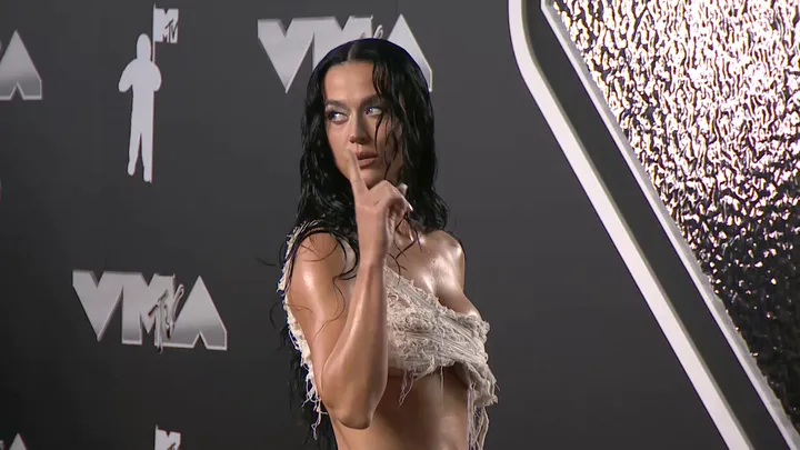 凯蒂佩芮出席MTV音乐录影带奖红地毯 | 2024 MTV音乐录影带奖