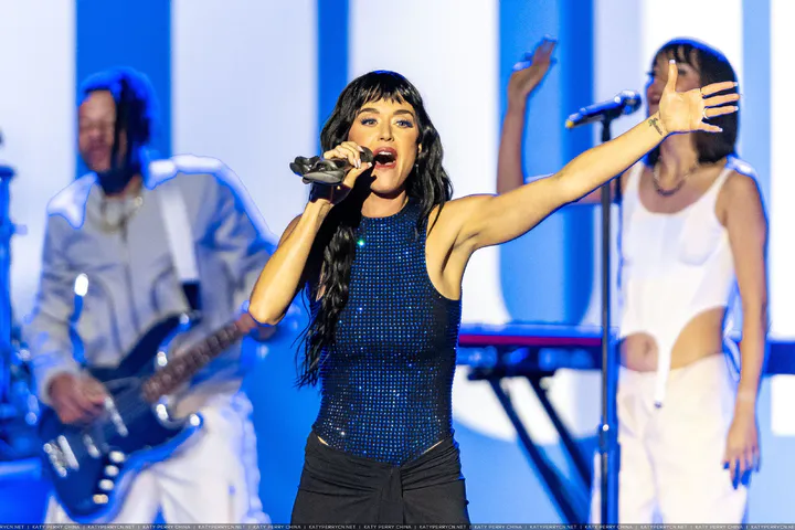 卡马拉·哈里斯匹兹堡竞选大会“为自由投票集会”