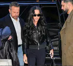 凯蒂佩芮在纽约第五大道的蒂芙尼旗舰店购物