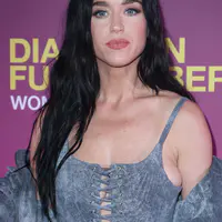 纪录片《黛安·冯·菲斯滕贝格：女性掌权》巴黎首映礼