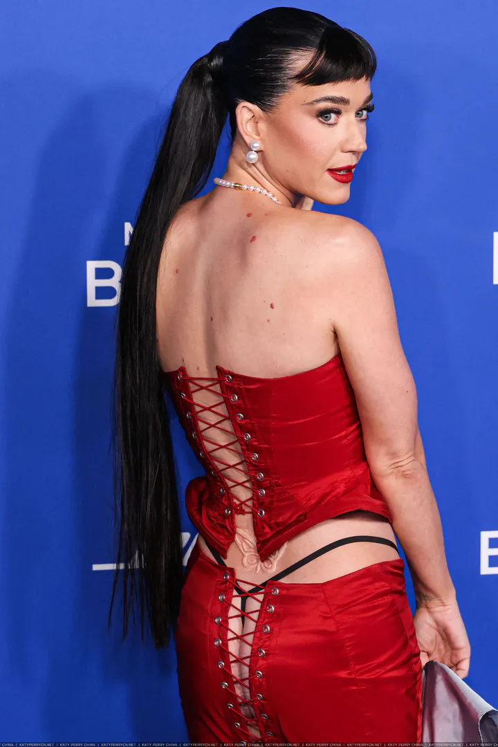 Billboard Women In Music 2024 - 红毯