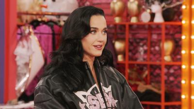 鲁保罗变装皇后秀 S17E01 - Katy Perry Cut (2025)