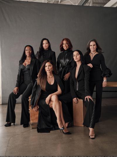 《ELLE》杂志揭秘蓝色起源全女性太空飞行的明星阵容