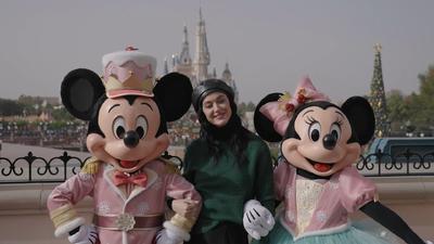 水果姐 Katy Perry 在上海迪士尼度假区欢度感恩节