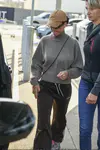 凯蒂佩芮带女儿逛悉尼Lidcombe购物中心