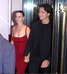 凯蒂佩芮与贾斯廷特鲁多手牵手离开在“疯马秀”举办的41岁生日派对