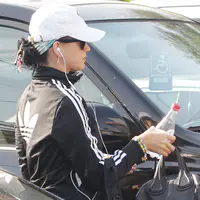 和经纪人在西好莱坞 - 2016年8月24日