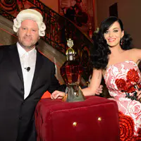 “Killer Queen” 香水预览活动